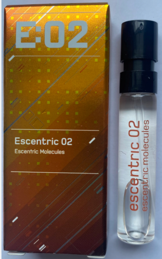 Escentric Molecules Escentric 02 EDT 2 ml Vial דוגמית אסנטריק 02 אדט יוניסקס 2 מ"ל